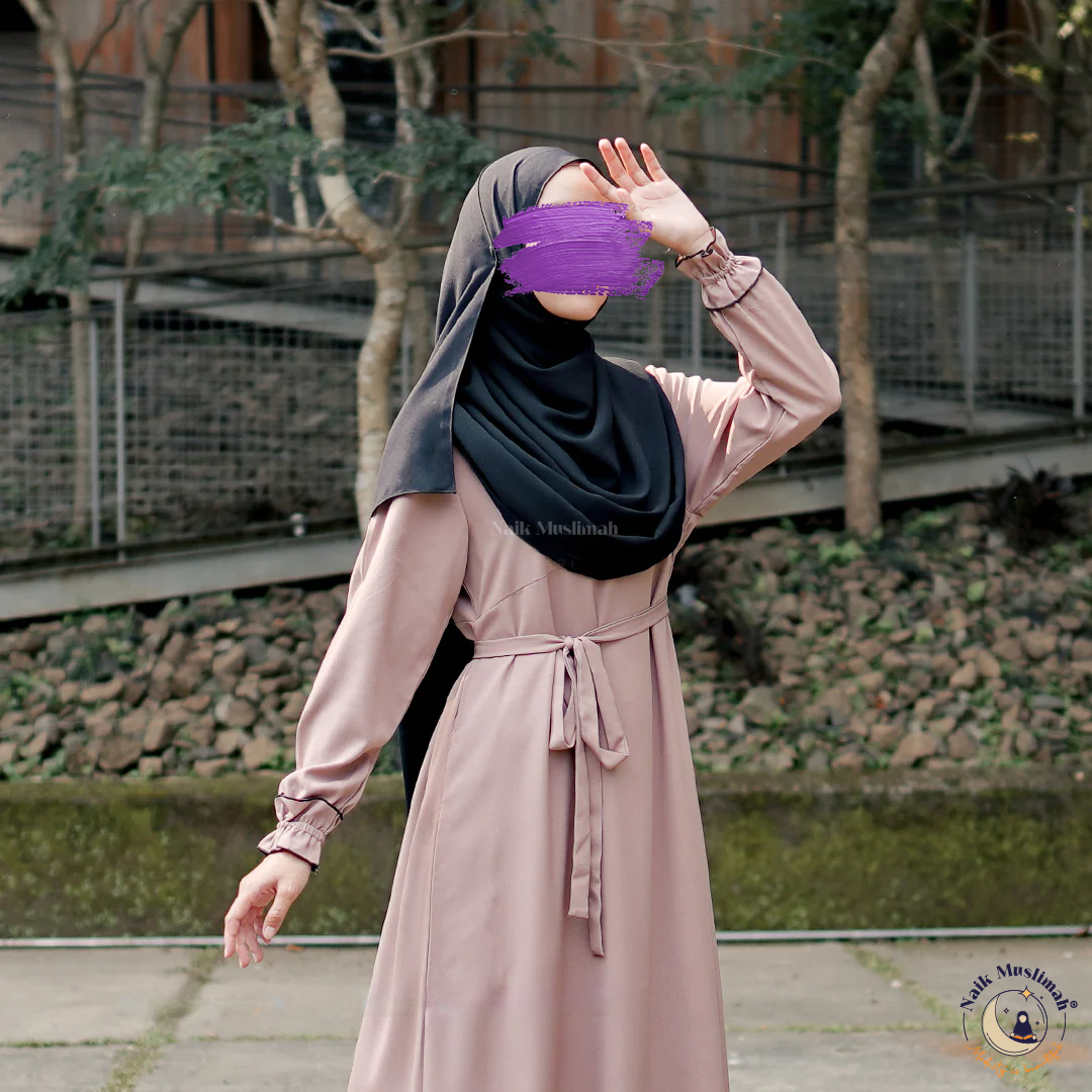 Naik Muslimah Abaya